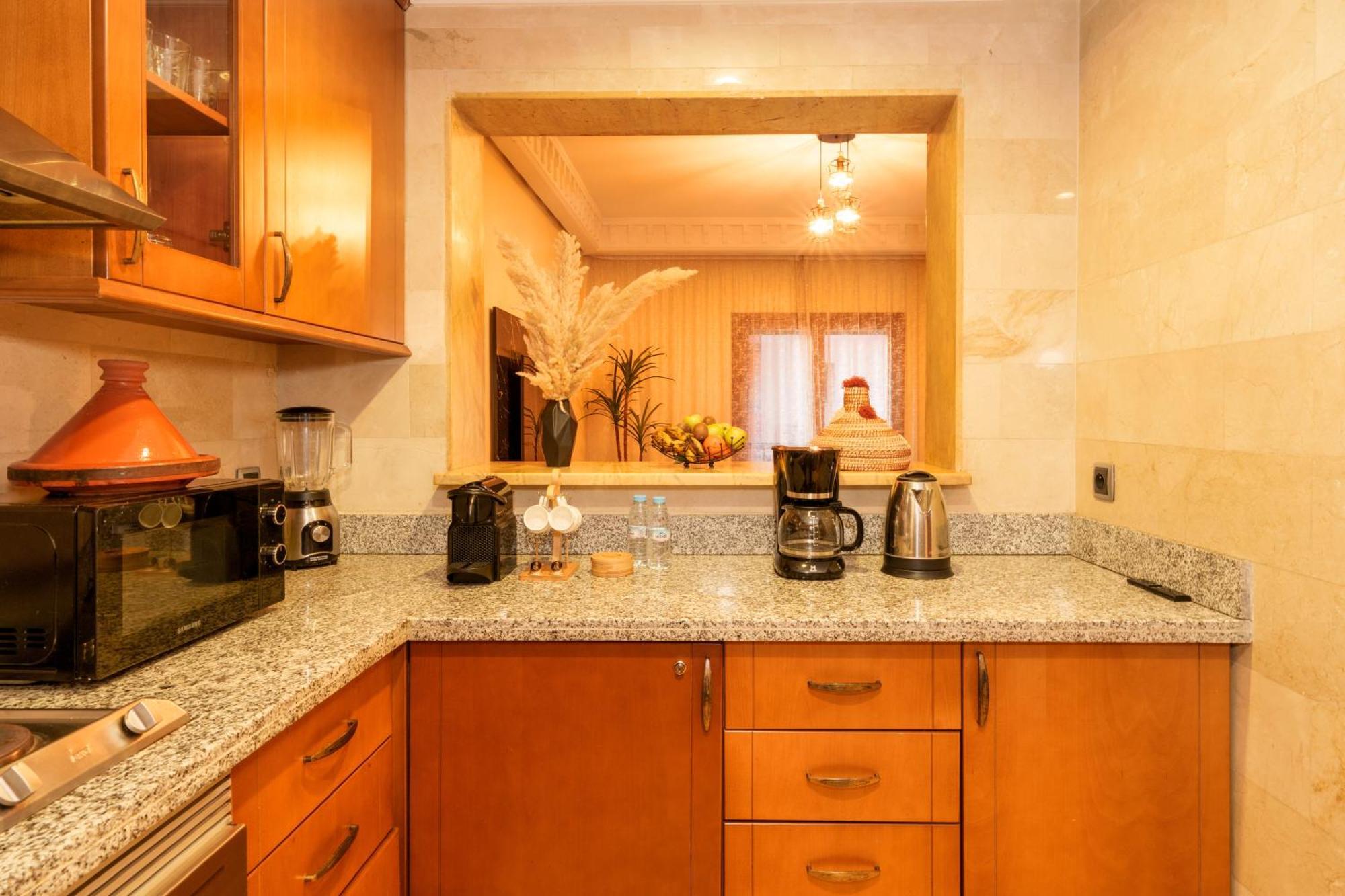 Appartement Haut Standing Gueliz Plaza Avec Vue Marrakesh Eksteriør billede