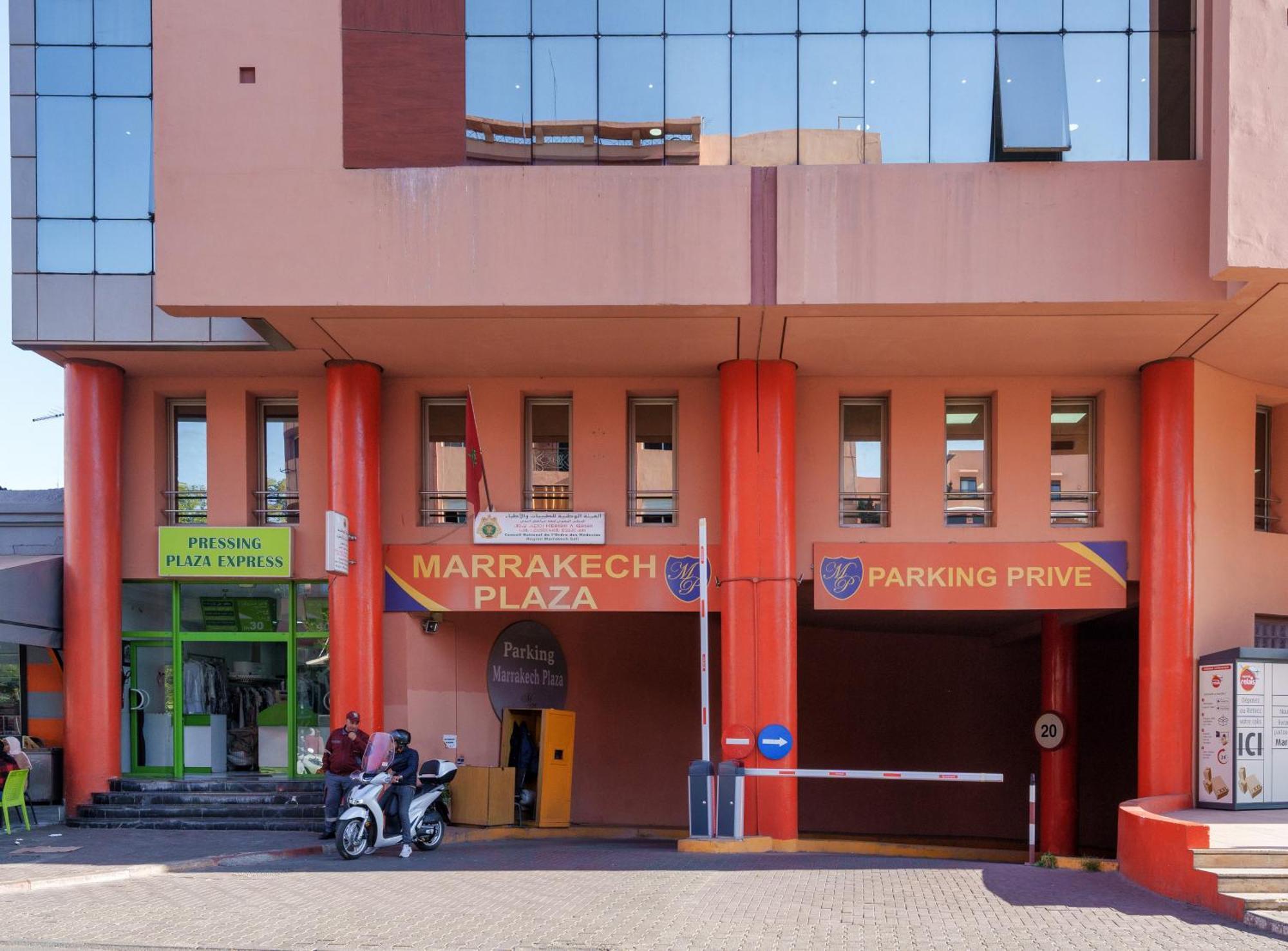 Appartement Haut Standing Gueliz Plaza Avec Vue Marrakesh Eksteriør billede